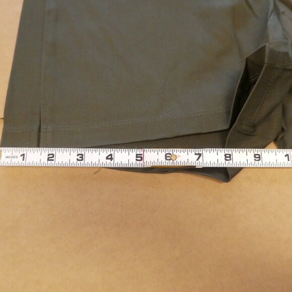 Venus olive shorts size: M - Picture 4 of 8